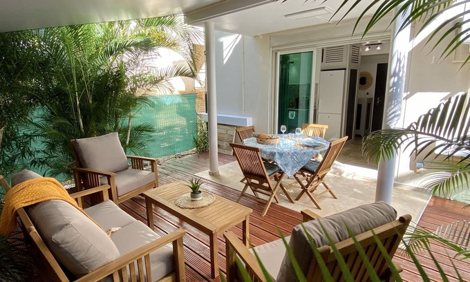 Carosse Apartamento | "L'instant Évasion" studio with pool terrace ⛱
