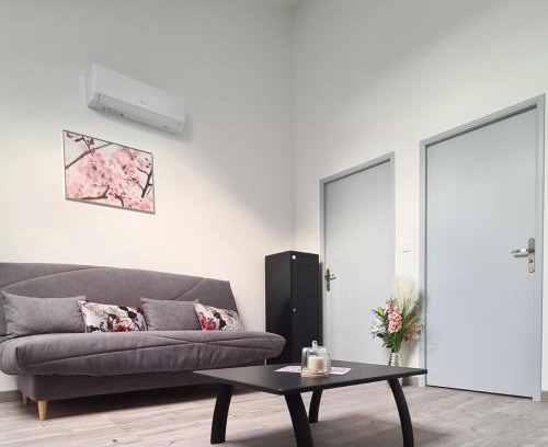 Loyettes Apartamento | L'Oasis Fleurie