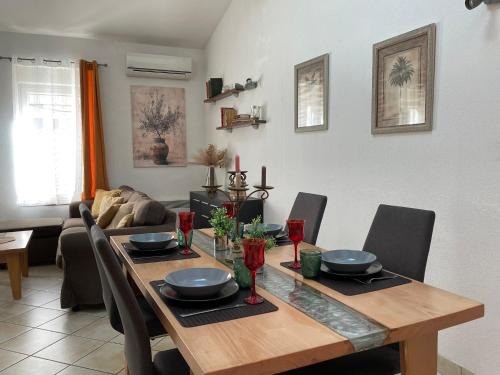 Saint-Gilles Casa | L'OBIONE, maison centre ville