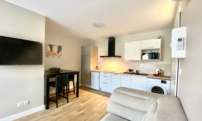 Arenes Romaines - Saint-Martin-du-Touch Apartamento | L'Occitan - Studio climatisé avec parking