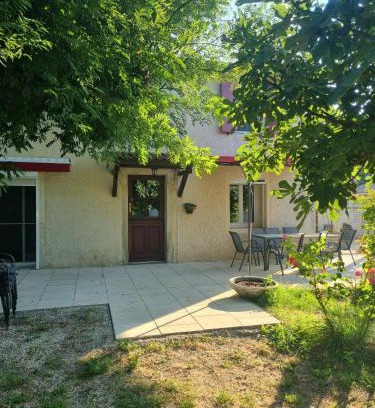 Valreas Casa | L'Oustau de Maître Potager