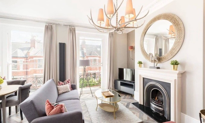 Leamington Spa Apartamento | L-Spa Boutique Apartments - Stylish Regency two bedroom apartment