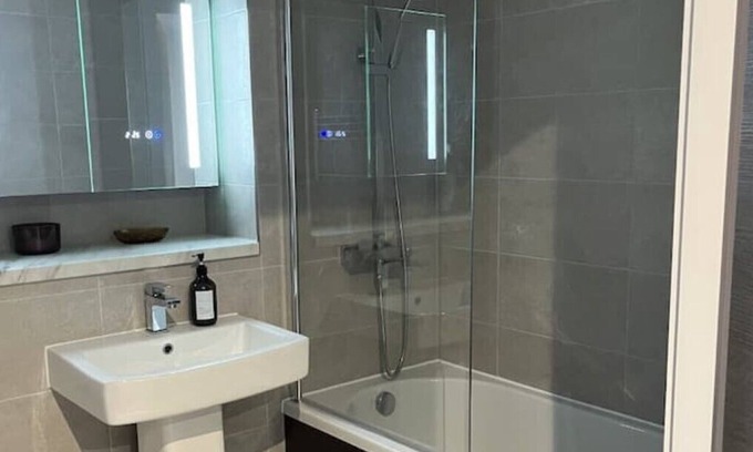 Baltic Triangle Apartamento | L1 studio in prestigious newbuild Baltic Triangle