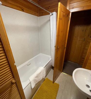 Bethesda Casa | L10 - The Conwy Spa with Hot Tub