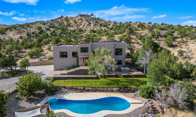 Farmington Casa | La Adventura - Direct Access to Public Land- Pool- City Limits