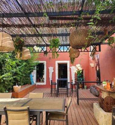 Villeneuve-les-Beziers Casa | la bastide du soleil, gite avec piscine