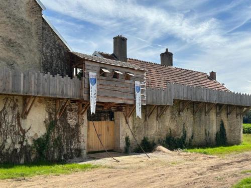 Ampilly-le-Sec Casa | la bastille de Forfot