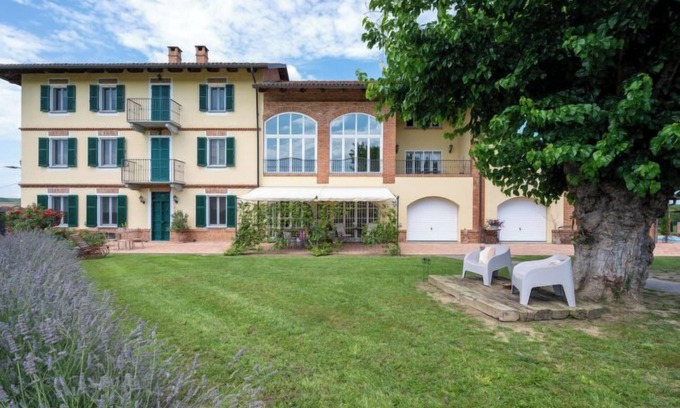 Frinco Casa | La Bell'aria by Interhome
