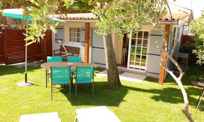 Saint-Palais-sur-Mer Casa | La Belle Bleue, house with garden 300 meters from the beach