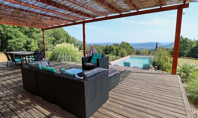 Beynac-et-Cazenac Casa | "LA BELLE VIE" - an exceptionnal location with ****view and private heated pool