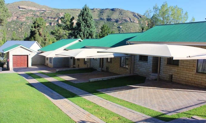 Clarens Apartamento | La Bri Self Catering