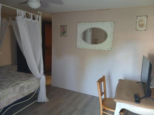 Laperriere-sur-Saone Casa | La cabane de Lancelot Chambre Romance