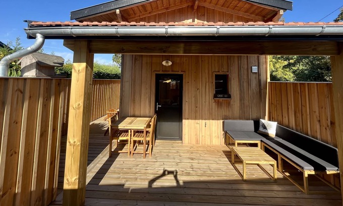 Andernos-les-Bains Cabina | La Cabane du Broustic, Votre Location de Charme au Bord du Bassin D'arcachon
