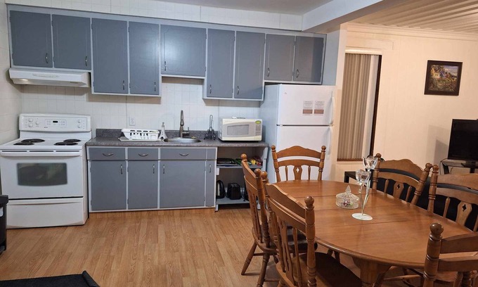 Levis Apartamento | La cache de la falaise: charming 3 and a half for rent in Lévis