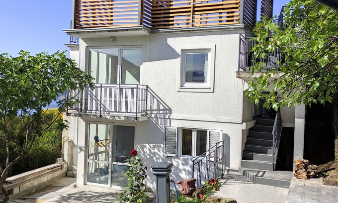 Bijela Casa | "La Capilla - Small villa 500m from the sea