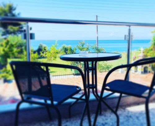 Mola Kalyva Apartamento | La Casa Al Mare