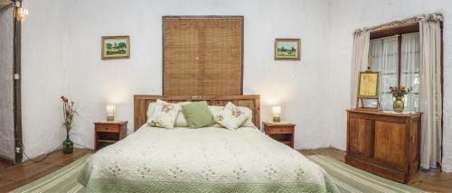 Bulnes Cama Y Desayuno | La Casa de Adobe Natural y Más