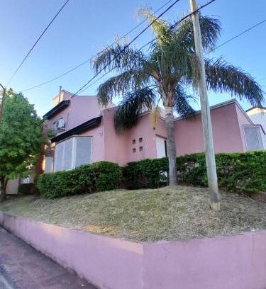 Concepción del Uruguay Chalet De Esquí | La casa de la Jordana