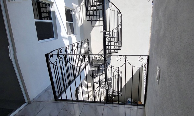El Tuito Apartamento | La Casa de Kate, a modern new apartment in historic El Tuito