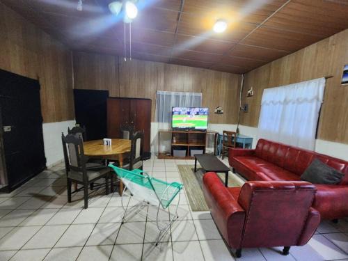 Comasagua Casa | La Casa de la Abuela