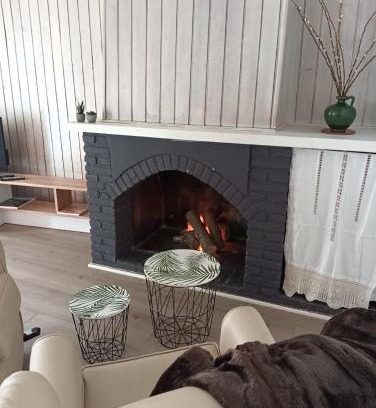 Guejar Sierra Apartamento | La Casa de la Plaza