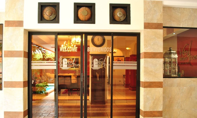 San Pedro Sula Hotel | La Casa de los Arcos
