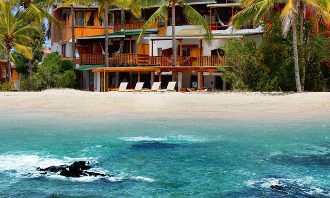Puerto Villamil Hotel | La Casa de Marita