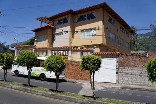 Banos de Agua Santa Hotel | La Casa de Pia