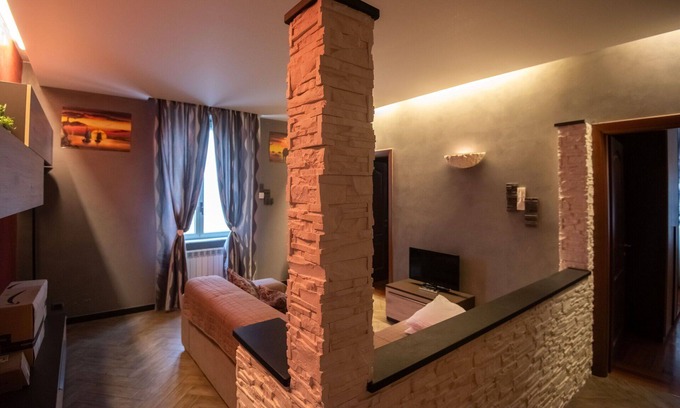 Sestri Ponente Apartamento | La casa dei girasoli wifi e relax