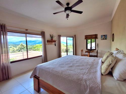 Playa Naranjo Cama Y Desayuno | La Casa del Conde