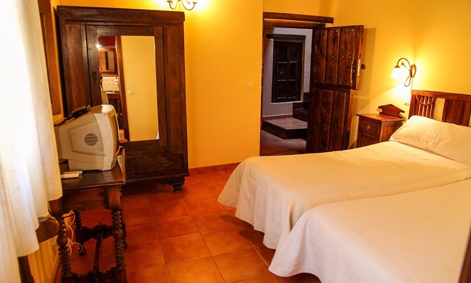 Pasaron de la Vera Cabaña | La Casa del Rollo NÚMERO DE REGISTRO ES:CR-CC-00186