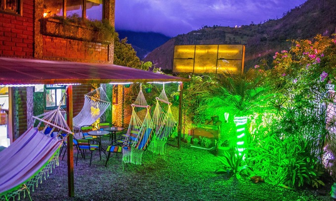 Baños de Agua Santa Cama Y Desayuno | La Casa del Molino Blanco B&B