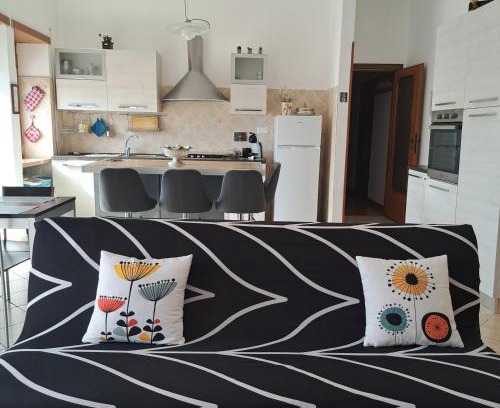 Frattocchie Apartamento | La Casa di Ale 2 - luminoso e ampio appartamento vicino Roma con 2 camere da letto