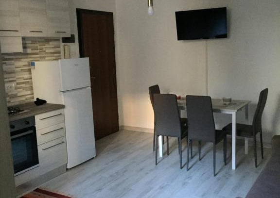 Est Apartamento | LA CASA DI CHICCO E GINNY