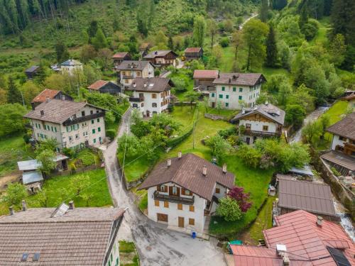 Alleghe Apartamento | La Casa di Elvira-Mansarda