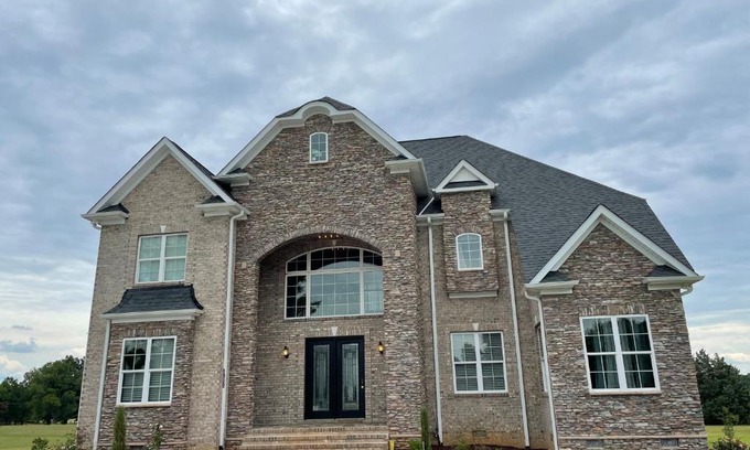 Whitsett Casa | La Casa Grande Hosting