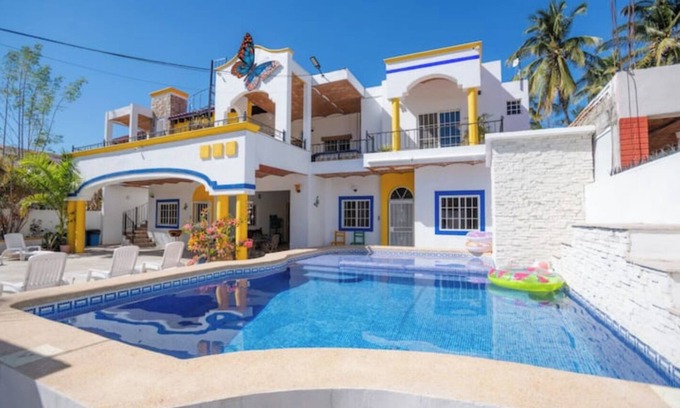 Rincón de Guayabitos Apartamento | La Casa Mariposa - Suite Frida