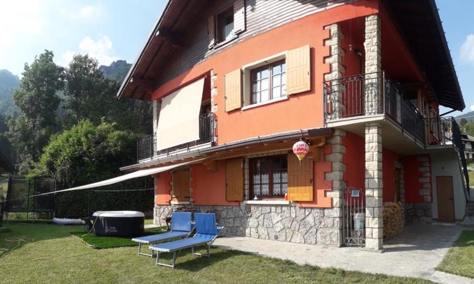 Castione della Presolana Apartamento | La Casa Rossa - Presolana