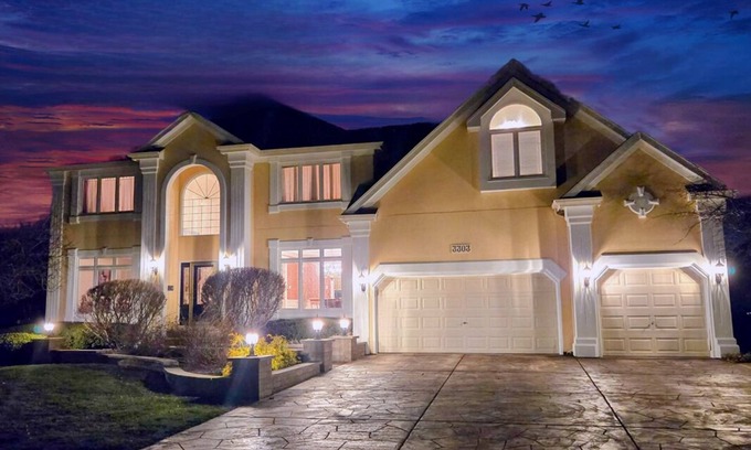 Fox Valley Casa | La Casa Serenità: Peaceful Elegance