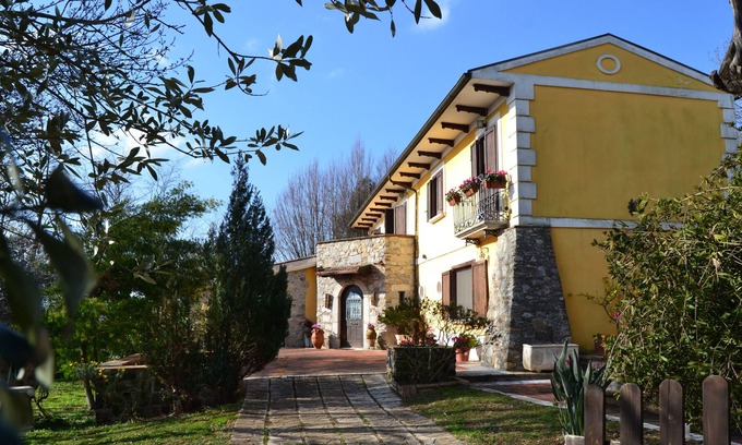 Castel Campagnano Casa | La Cascina degli Ulivi