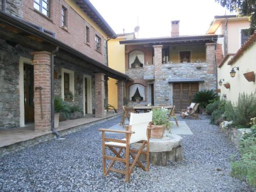 Beverino Casa | La cascina di Anna