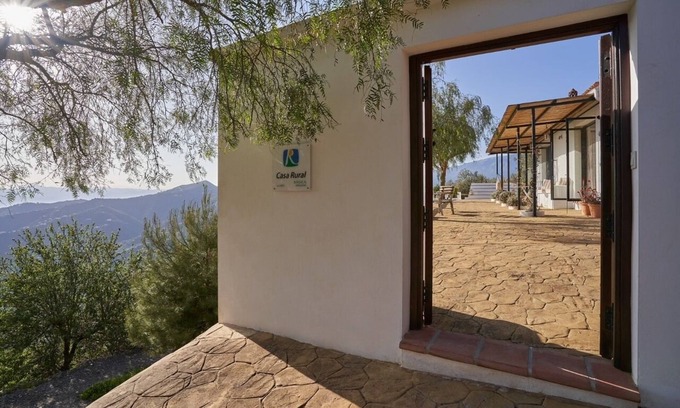 Sayalonga Casa | La casita - Escapada de estilo ibiza con impresionantes vistas sobre el mar Mediterráneo