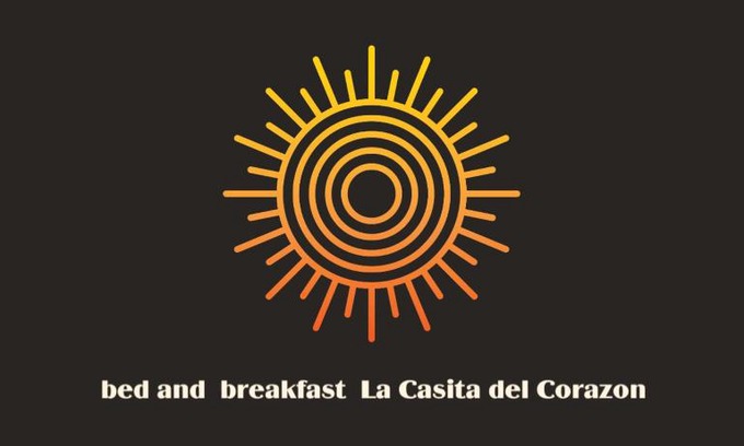 Castillo del Romeral Cama Y Desayuno | la CASITA DEL CORAZON