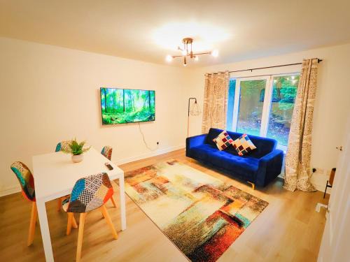 East End Apartamento | La Casita, Quarry - 2 bedroom Entire Apartment with Free Parking