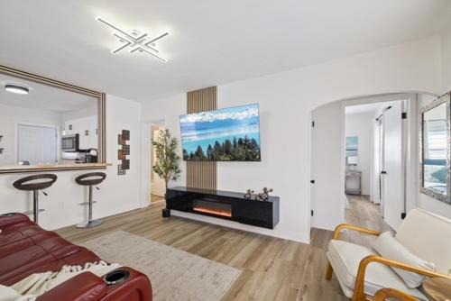 Lake Maggiore Shore Casa | La Casita St Pete