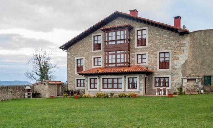 Villanueva Casa | La Casona de la Bisa