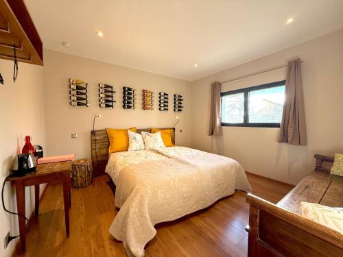 Gueberschwihr Cama Y Desayuno | La Chambre aux Bouteilles - Domaine GUETH - Vins d'Alsace et oenotourisme