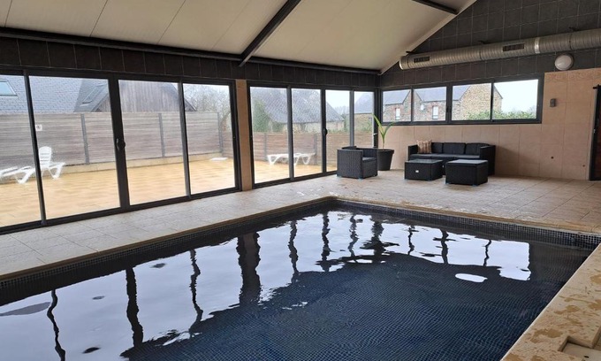 Huisnes-sur-Mer Casa | La Chaumière avec piscine privée, à 5 minutes du Mont St-Michel