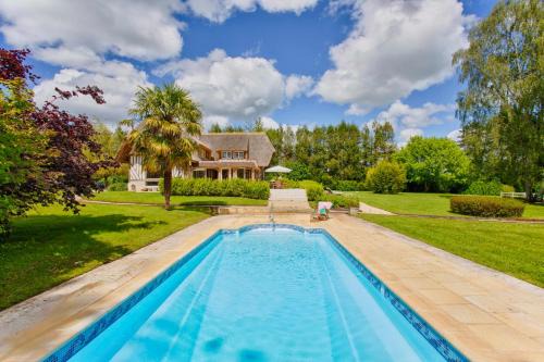 Branville Villa | La Chaumière - Tennis & Swimming Pool - Branville