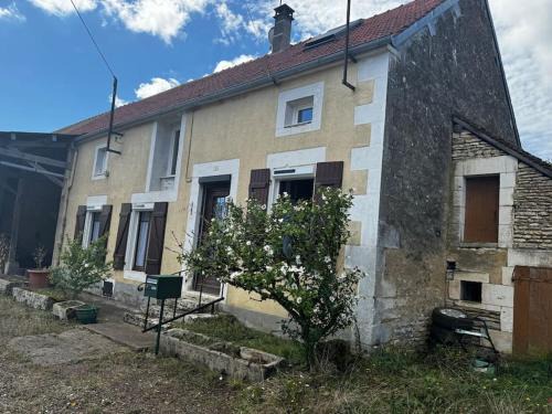 Sougeres-en-Puisaye Casa | La Chauminette 12 pers calme